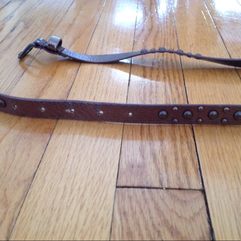 Supper cute girls belt w/ with little bumps!!!